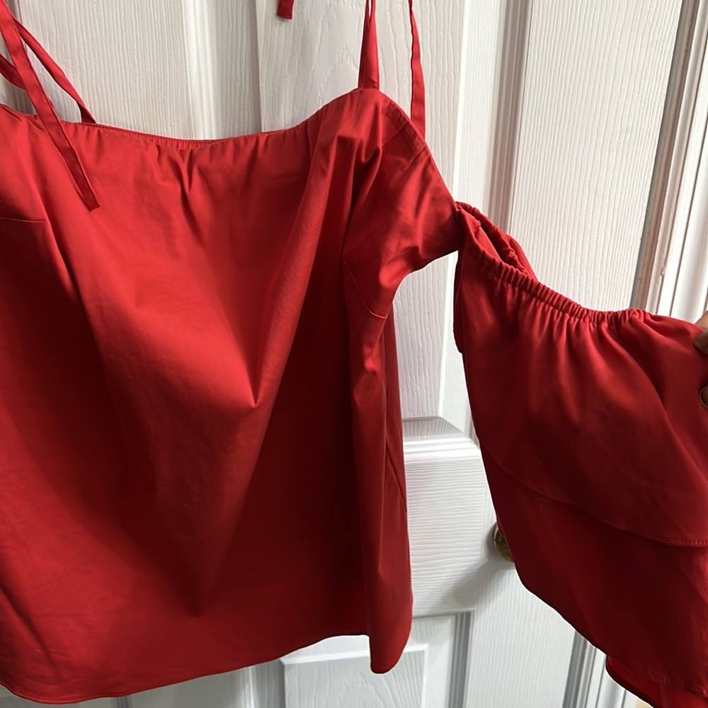 Top - Picture 2 of 4